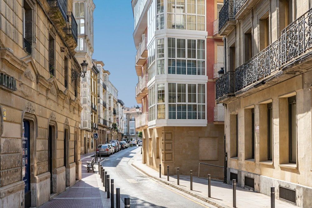 Фото Limehome Haro Calle de la Vega