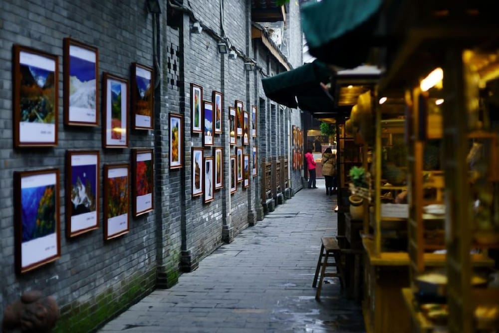 Фото Chengdu Wenjun courtyard Hotel