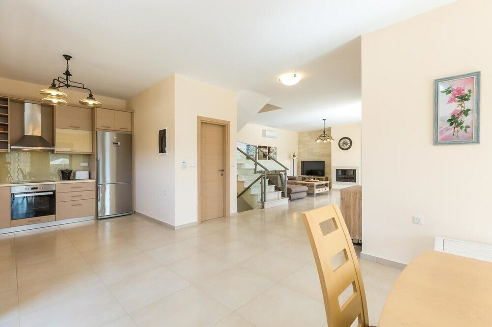 Фото Rodi Luxury Stone Villa