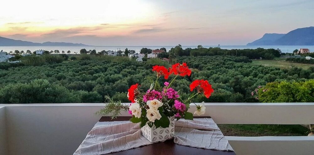 Фото Marianos Apartments