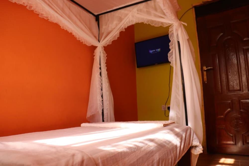 Фото Bomani Hotel