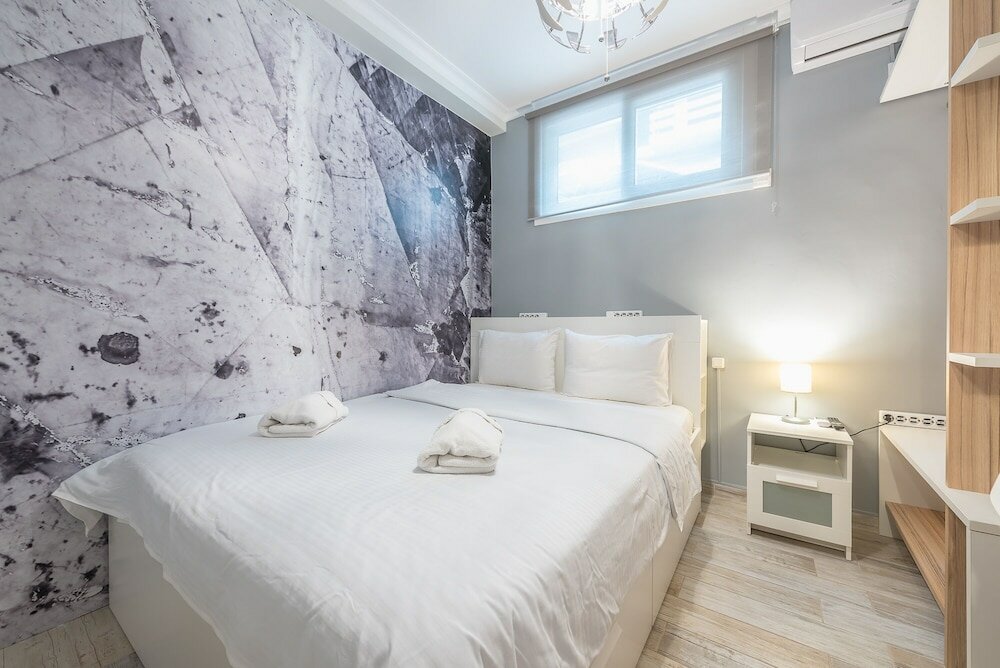 Фото Welcoming Koukaki Home by Cloudkeys