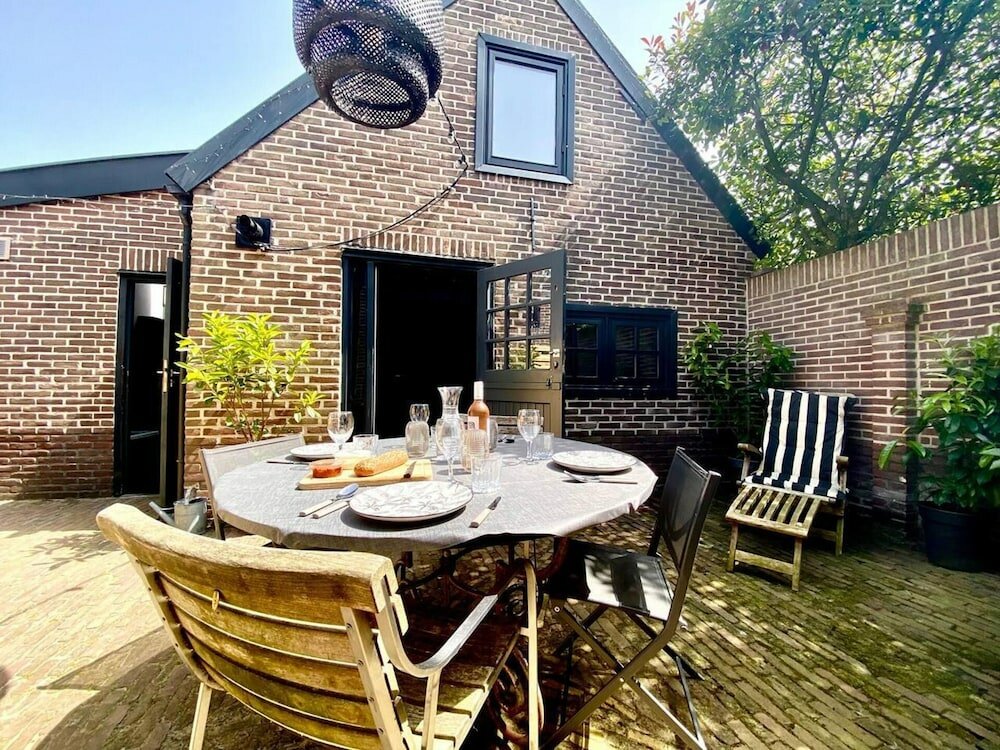 Фото Charming Boutique Guesthouse in Blaricum