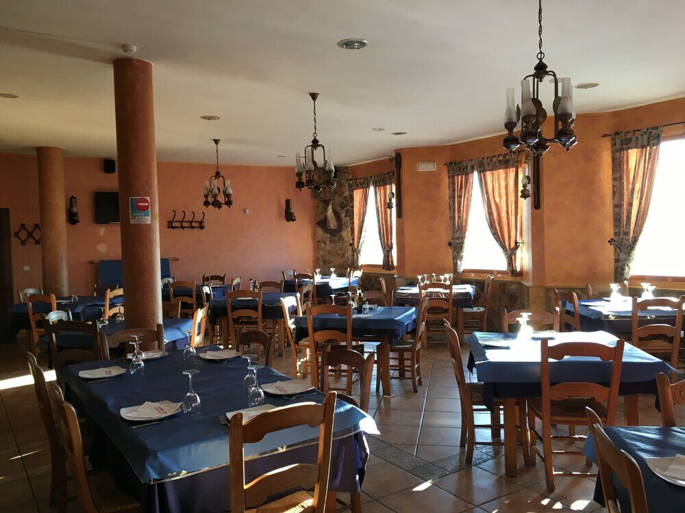 Фото Hostal Mesón Arboleas