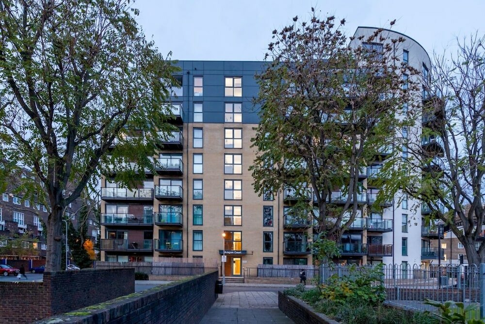 Фото Bright and Stylish Kennington Gem