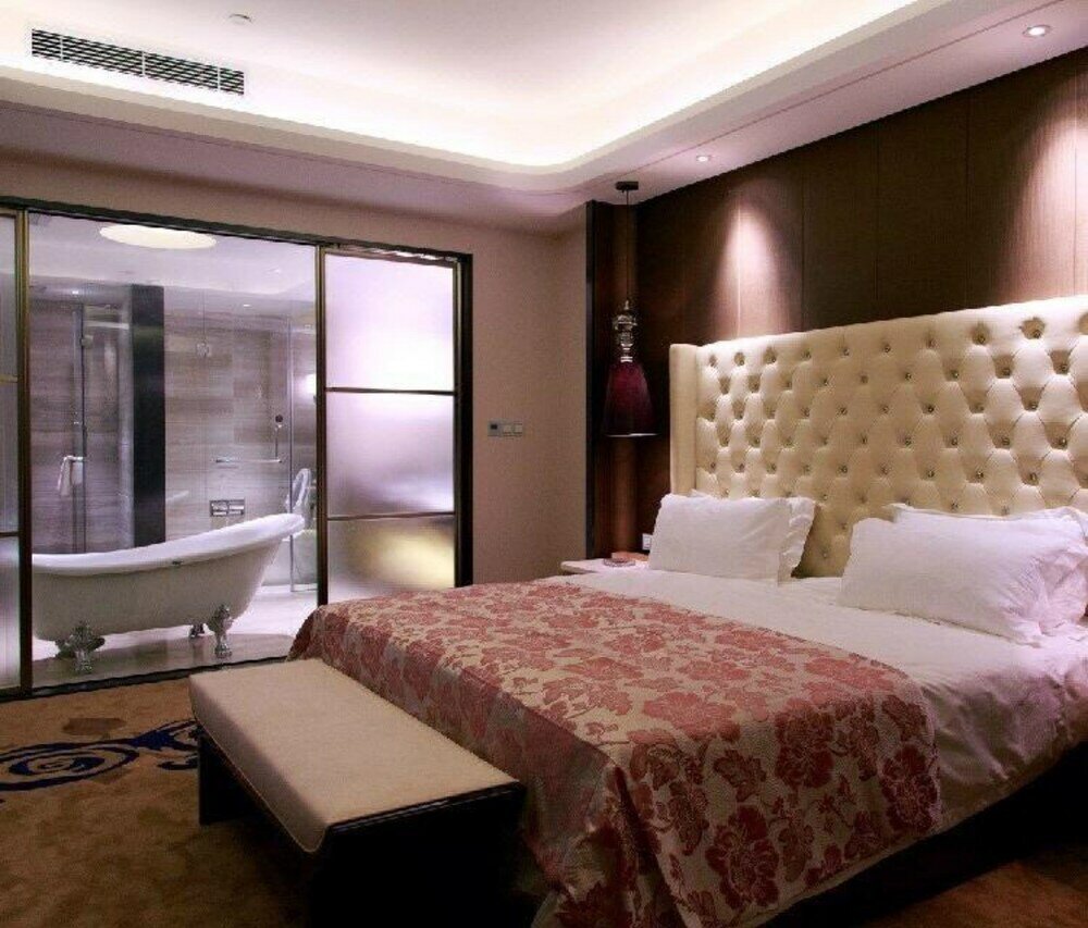 Фото Garman International Hotel