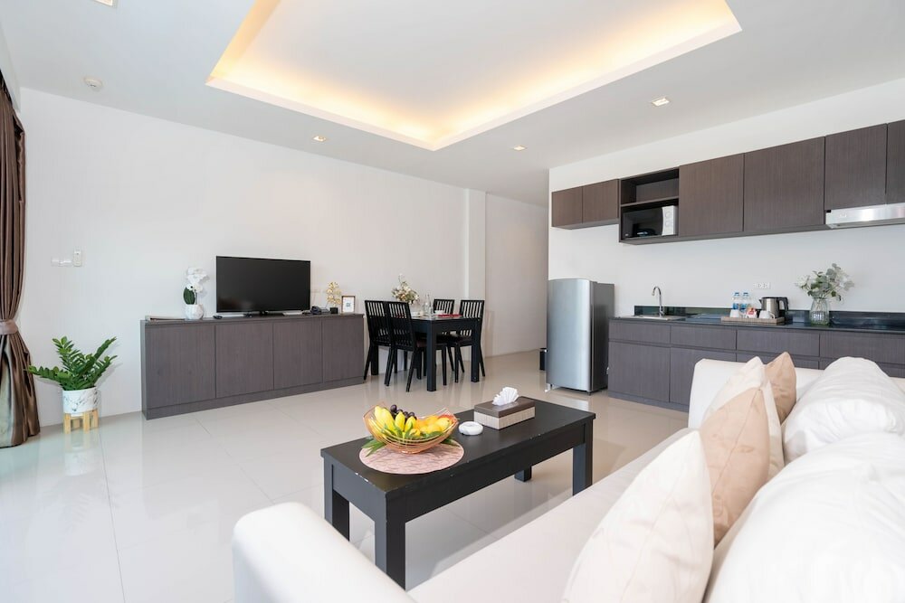 Фото Patong Bay Hill Resort