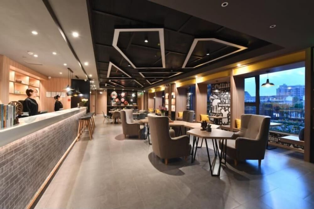 Фото Atour Light Hotel Tianhe Chengdu