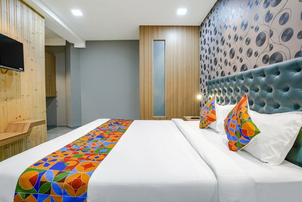 Фото Fabhotel Arc Palace