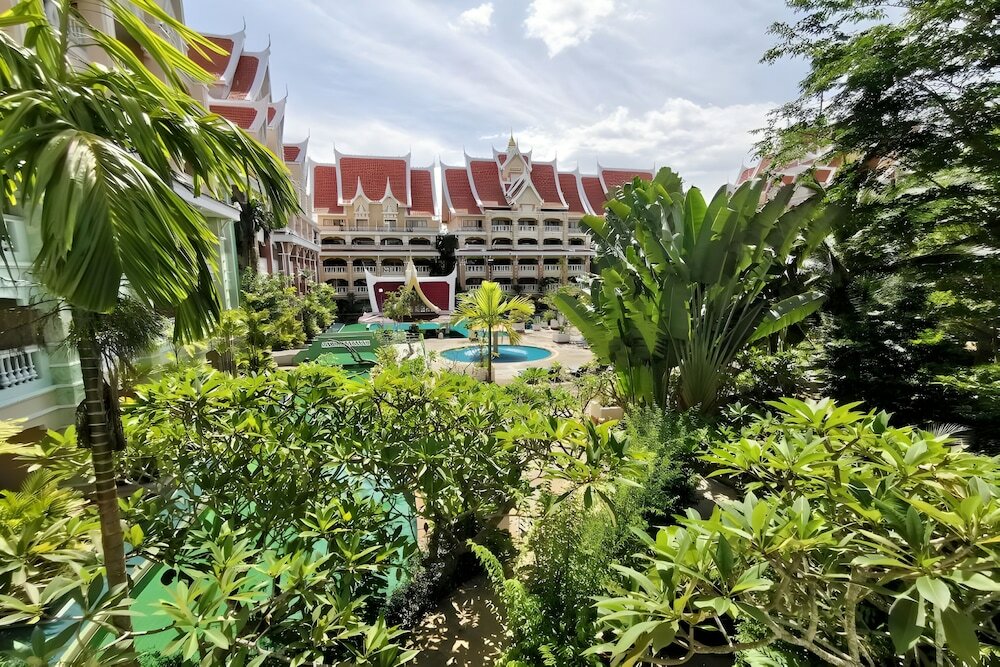 Фото Ayodhaya Palace Beach Resort Krabi