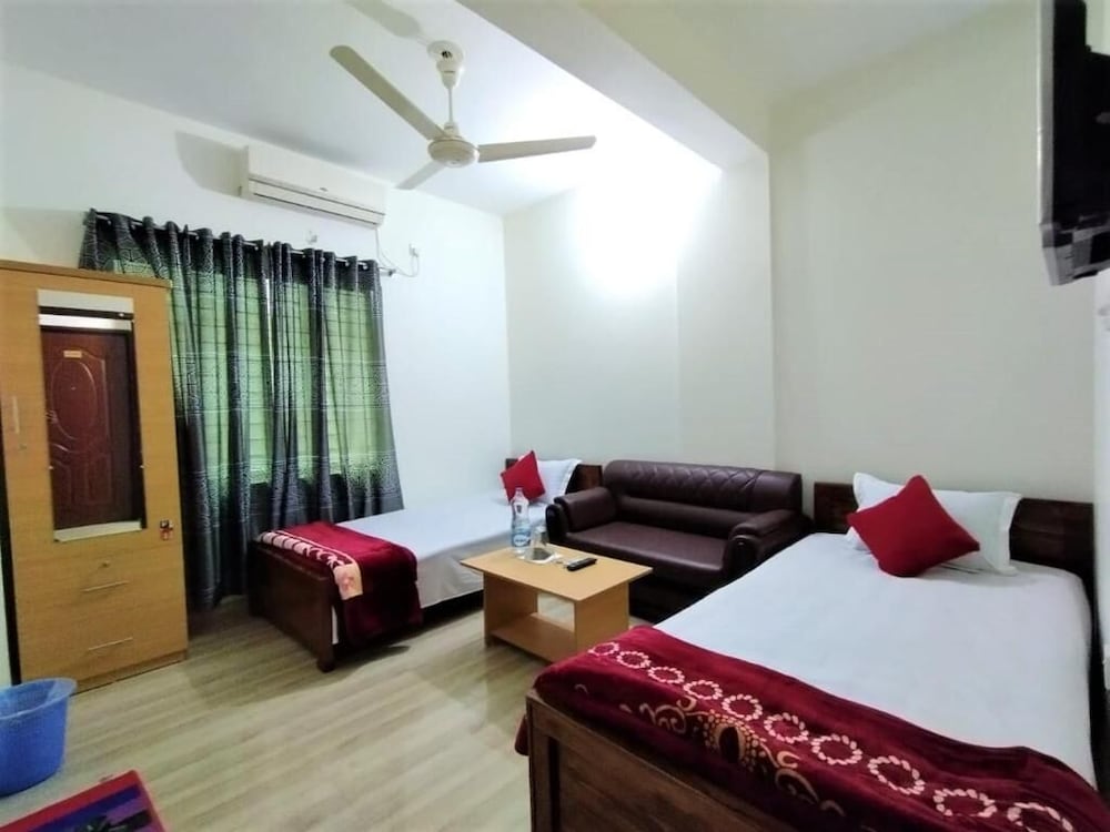 Фото Hotel Shopno Nibash