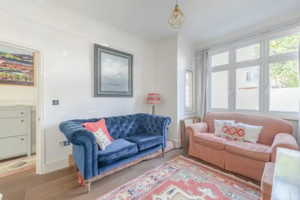 Фото Charming 4bd House With Private Garden - Tooting
