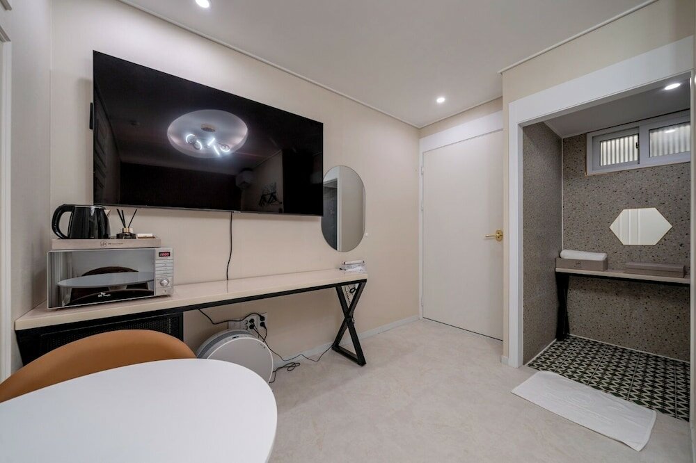 Фото Dk Incheon Airport Hotel