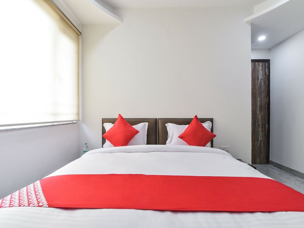 Фото Oyo 25086 Hotel Prince Plaza