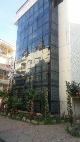 Гостиница Yesilirmak Paris Otel в Чаршамбе