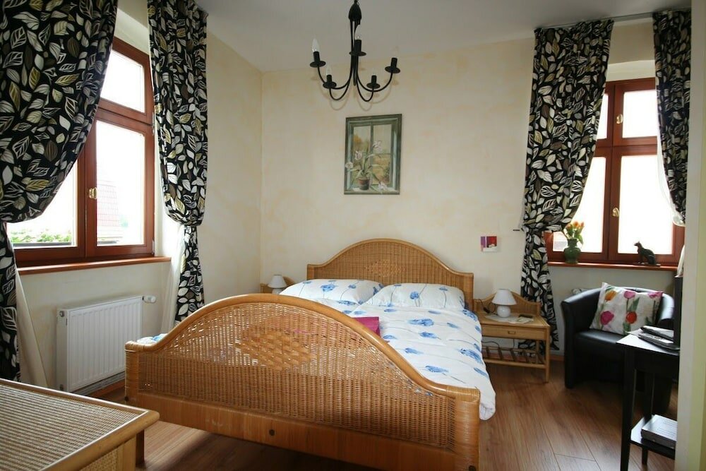 Фото Cour De Berlin