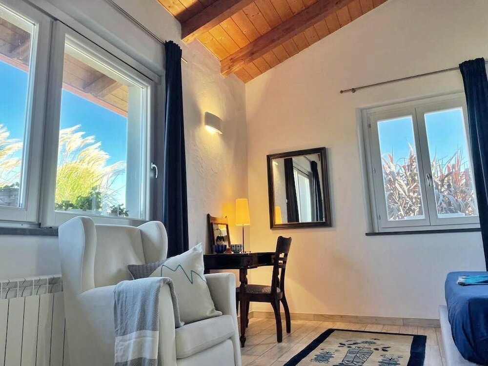 Фото Is Cheas wine farm boutique hotel