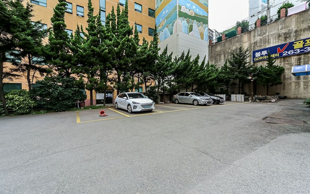 Фото Busan Janglim Blue Moon Hotel