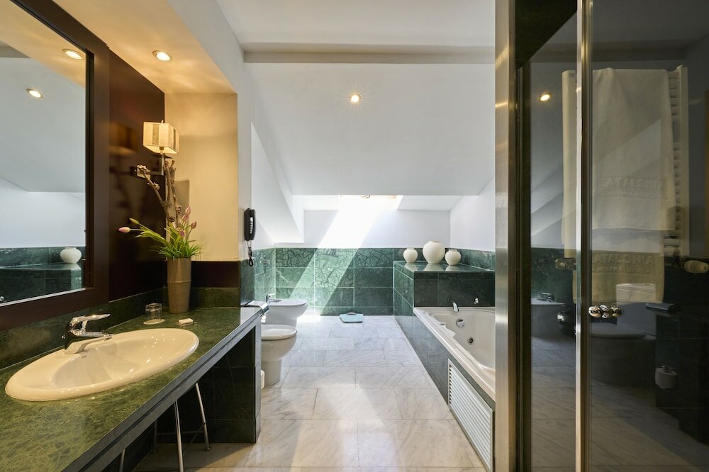 Фото Catalonia El Pilar