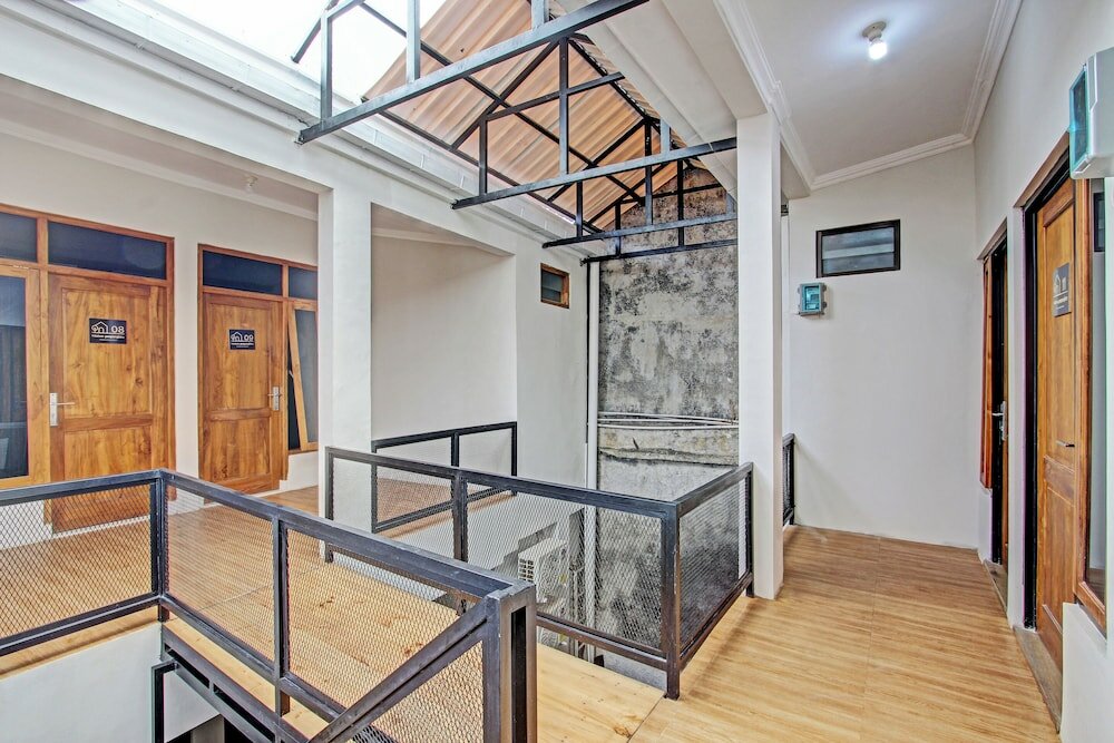 Фото Oyo 92757 Ndalem Pusponyidro Syariah