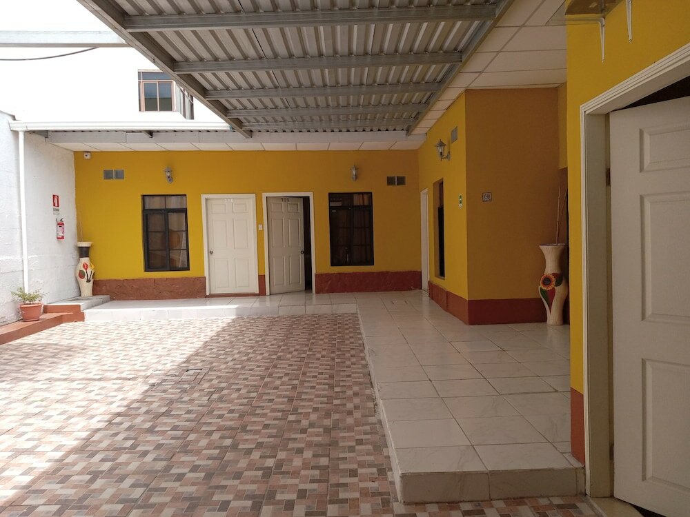 Фото отеля 3