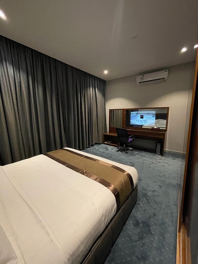 Фото Celine Home Hotel- Tawiq