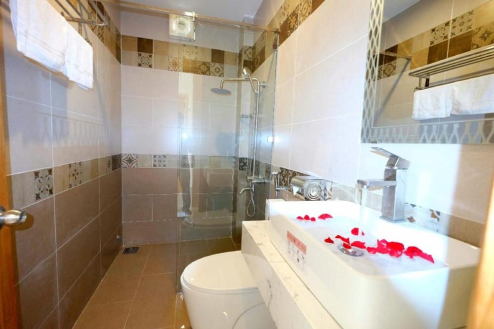 Фото Marigold Hotel And Apartment Da Nang