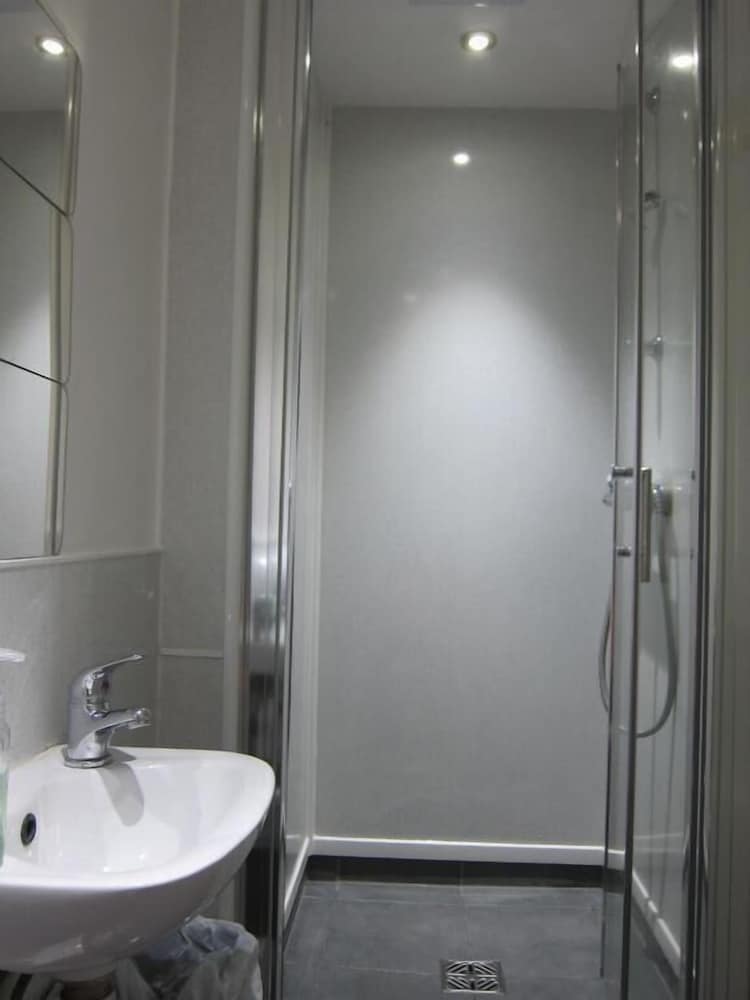 Фото The Horse & Stables - Hostel