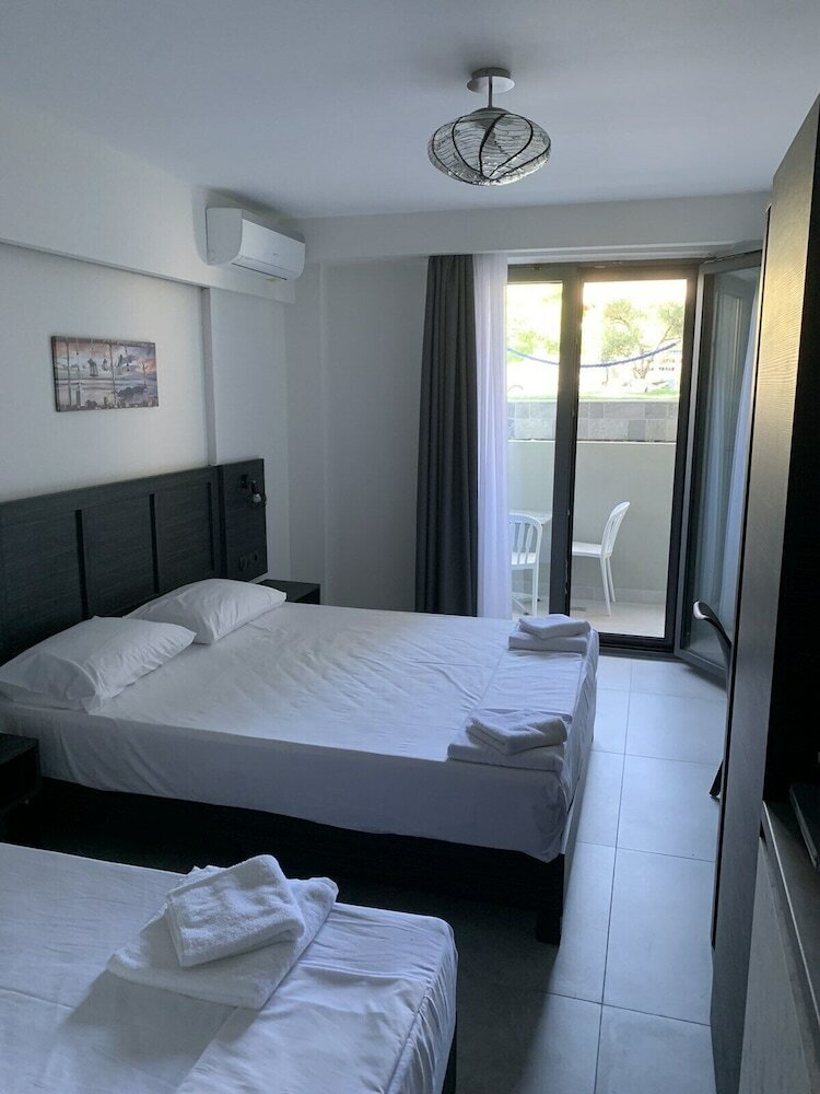 Фото Asteras Studios