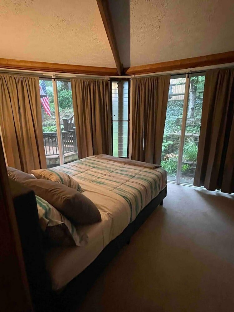 Фото Treetops in Town