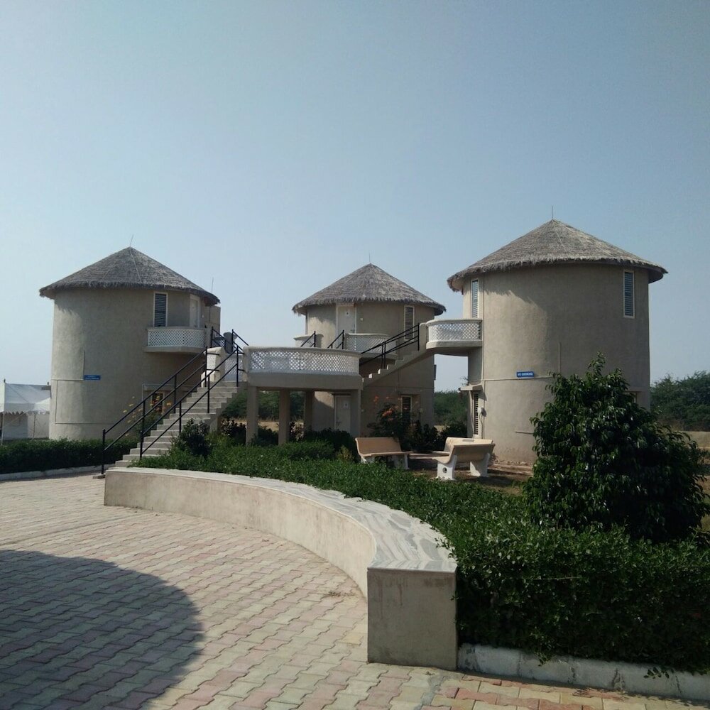 Фото Hiriz Gorewali Resort