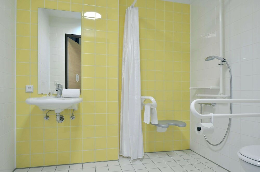 Фото B&b Hotel Kiel-Wissenschaftspark