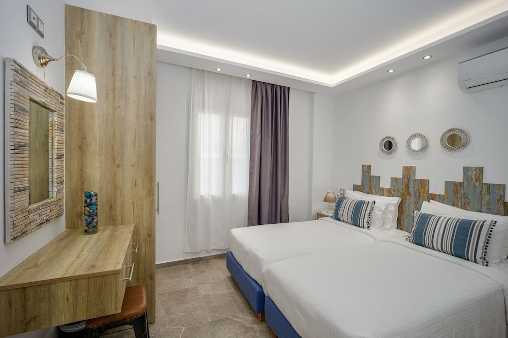 Фото Semes Luxury Apartments by Estia