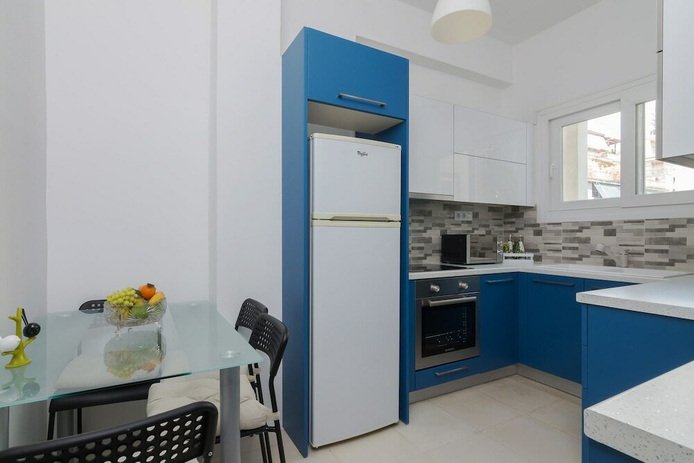 Фото Adorable 2 Bedrooms Apartment in Athens
