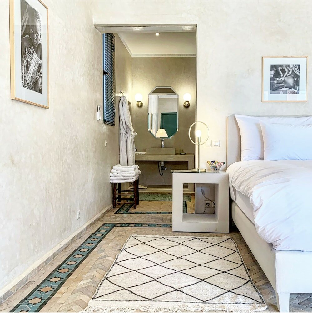 Фото Jenan Mayshad