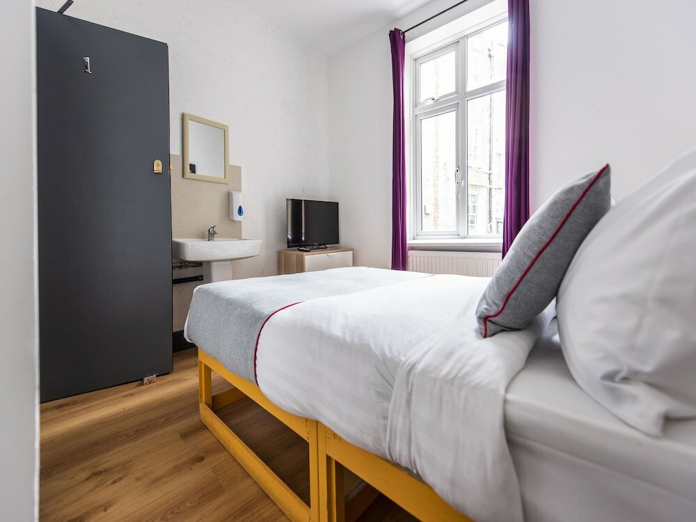 Фото Camden BnB Hotel