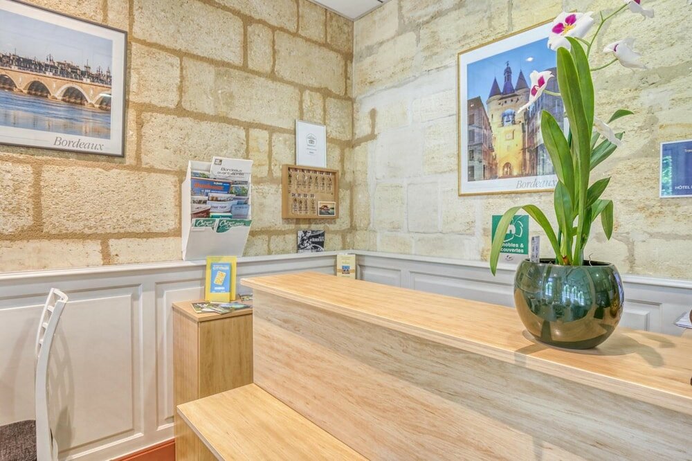 Фото Hotel des Voyageurs