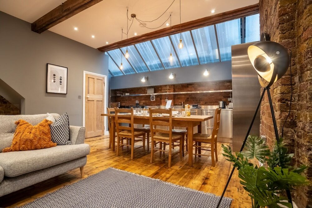 Фото 2 Bedroom Apt Bethnal Green Yard View