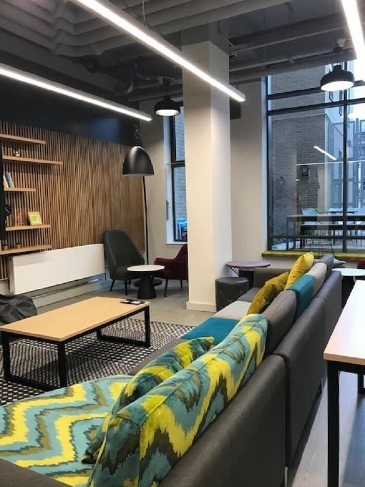 Фото Astor College