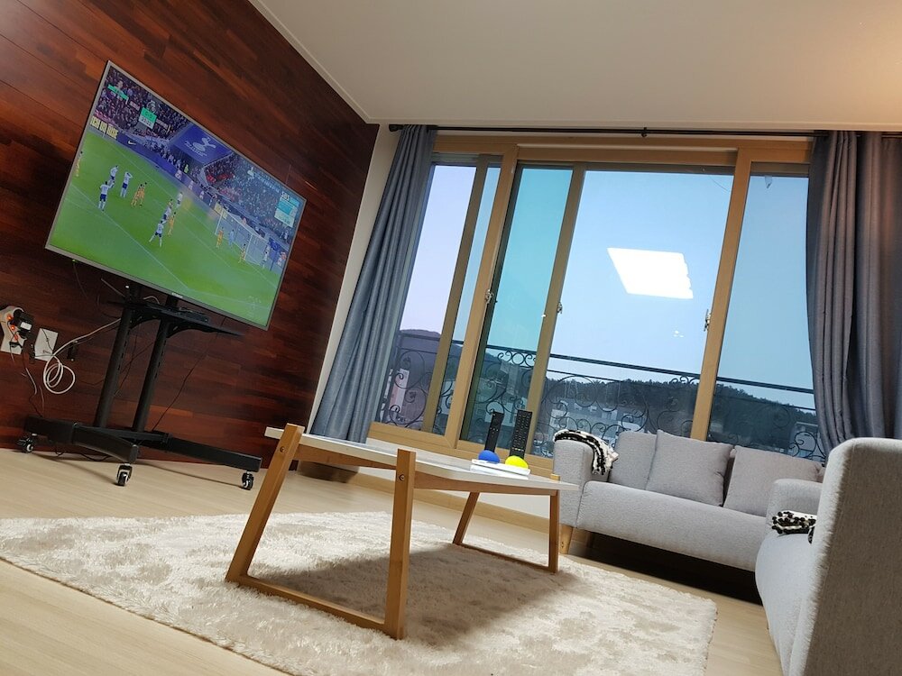 Фото Buzz Guest House - Hostel