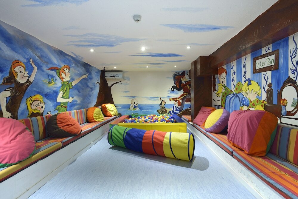 Фото Gran Hotel Las Fuentes de Fantasía Hoteles