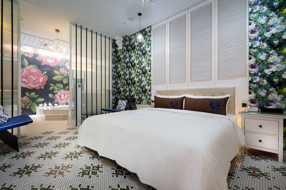 Фото Birdman Motel