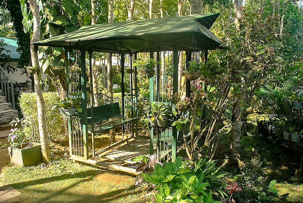 Фото Loria Hotel Tagaytay