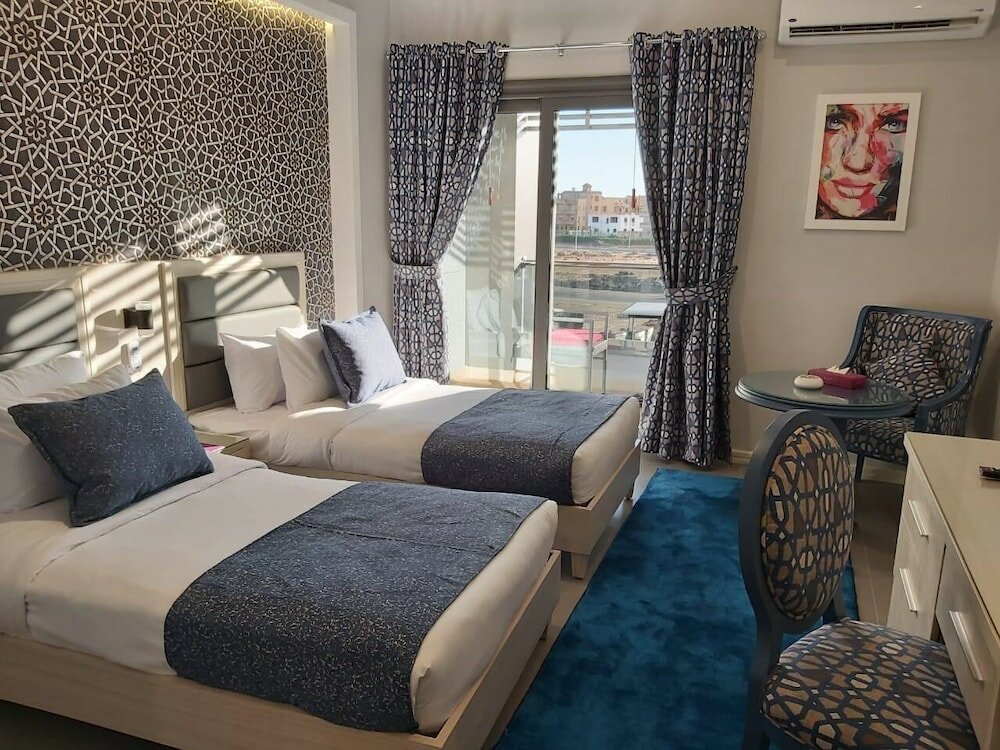 Фото Royal Day Plaza Hotel