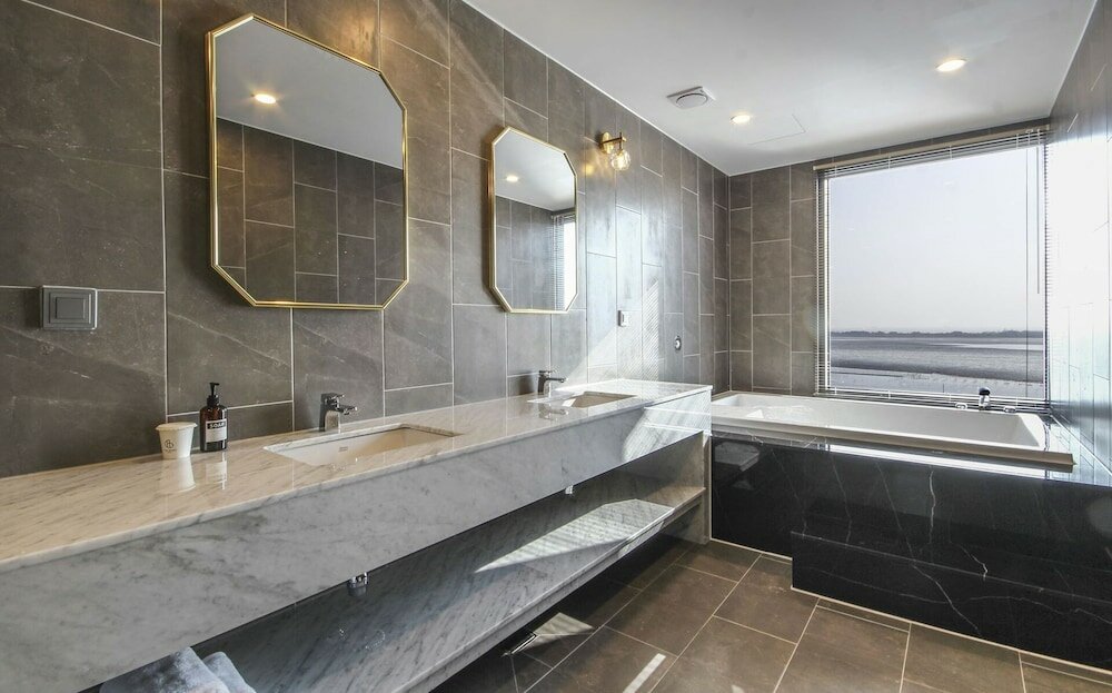 Фото The Brain Hotel