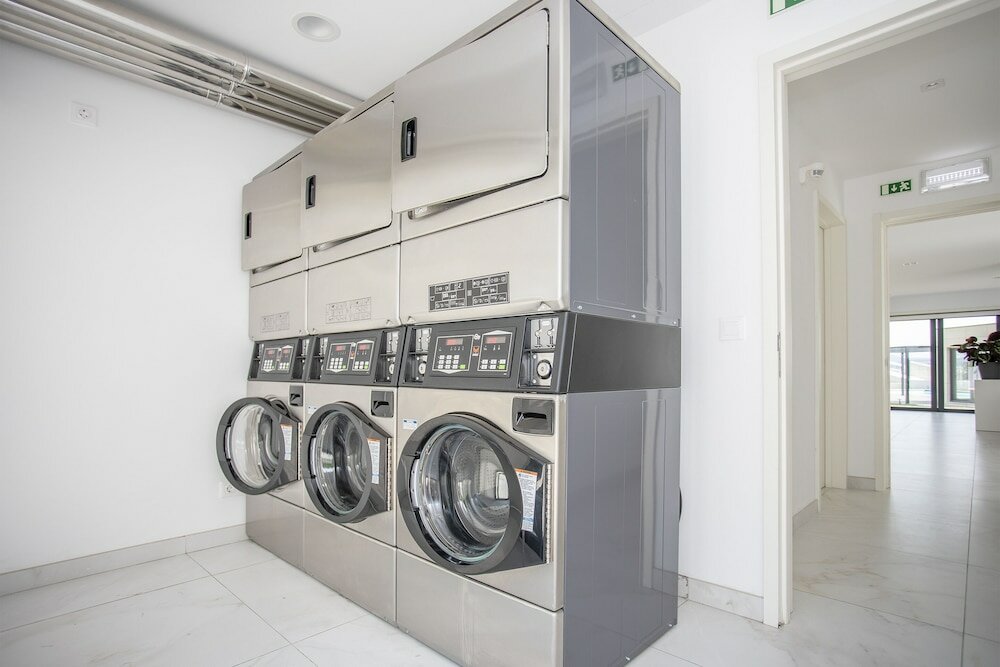 Фото Liiiving in Porto - Dragão Pool View