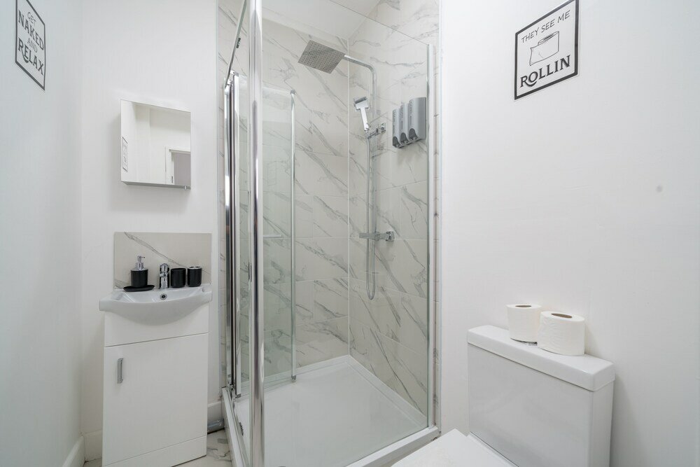 Фото London Selwyn Unique & Stylish Studios