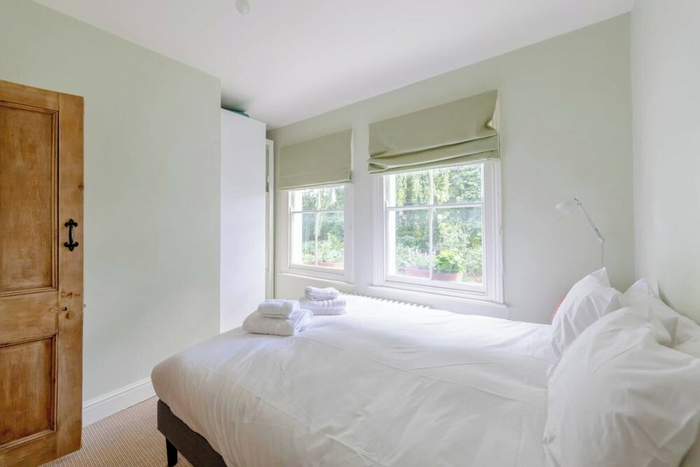 Фото Bright & Charming 1bd Flat - Clapton
