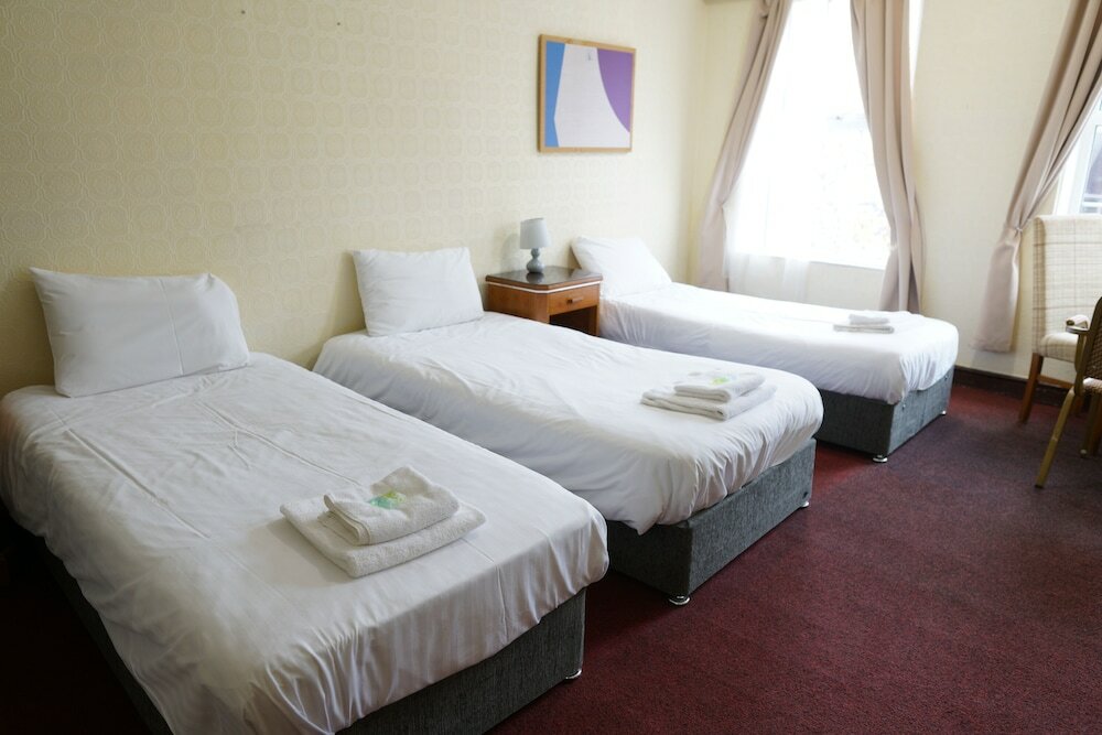 Фото Royal Hotel Kettering