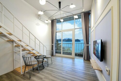 Гостиница Yeosu Jplus Pension в Йосу